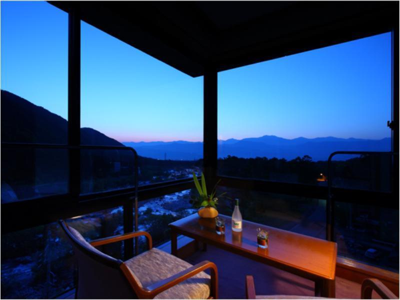 Futarishizuka Hotel Komagane Bagian luar foto